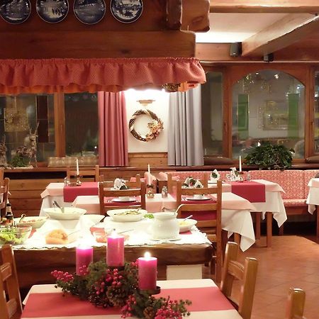 Hotel Fosson Бройл-Червиня Екстериор снимка