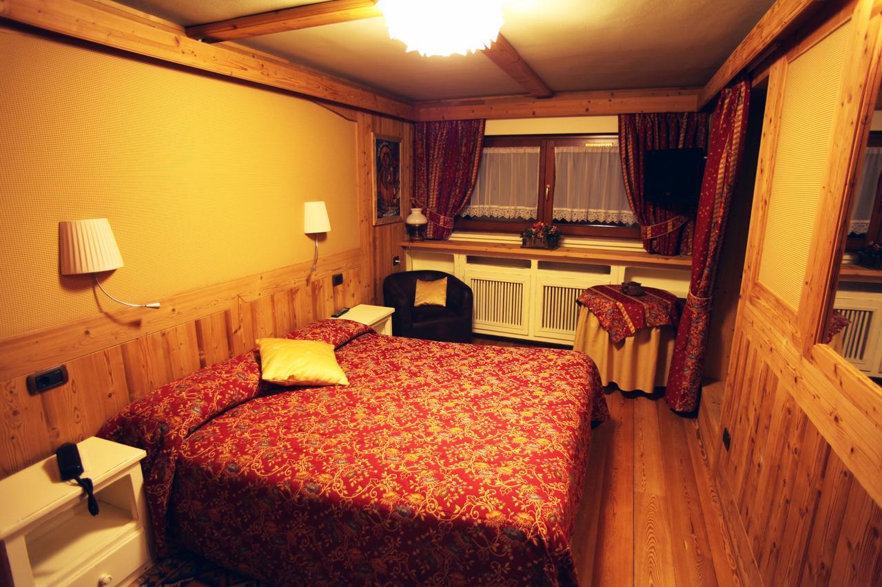 Hotel Fosson Бройл-Червиня Екстериор снимка