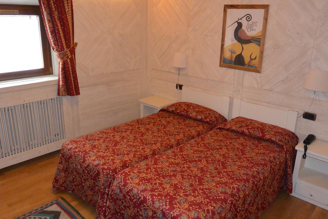 Hotel Fosson Бройл-Червиня Екстериор снимка