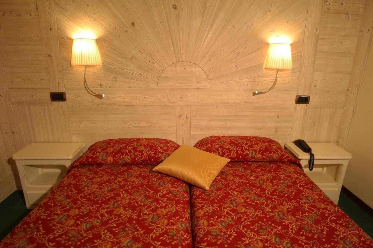 Hotel Fosson Бройл-Червиня Екстериор снимка