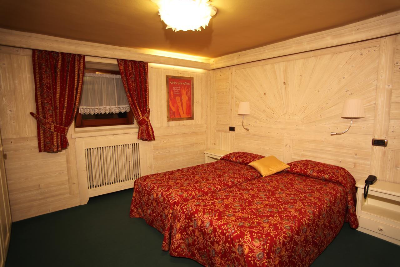 Hotel Fosson Бройл-Червиня Екстериор снимка