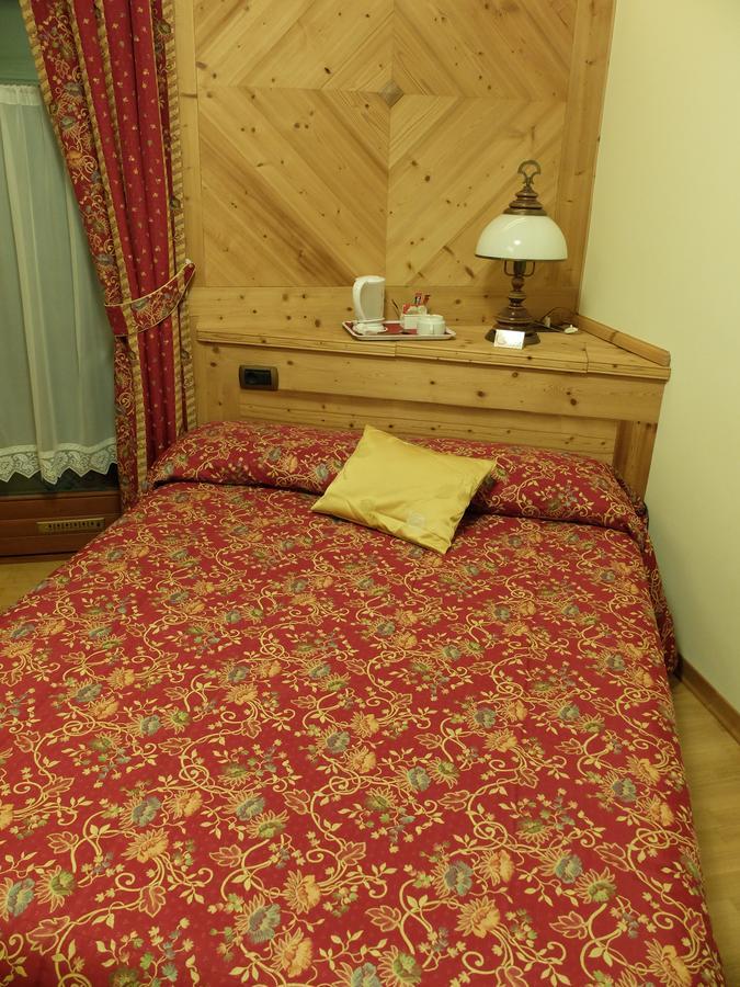 Hotel Fosson Бройл-Червиня Екстериор снимка